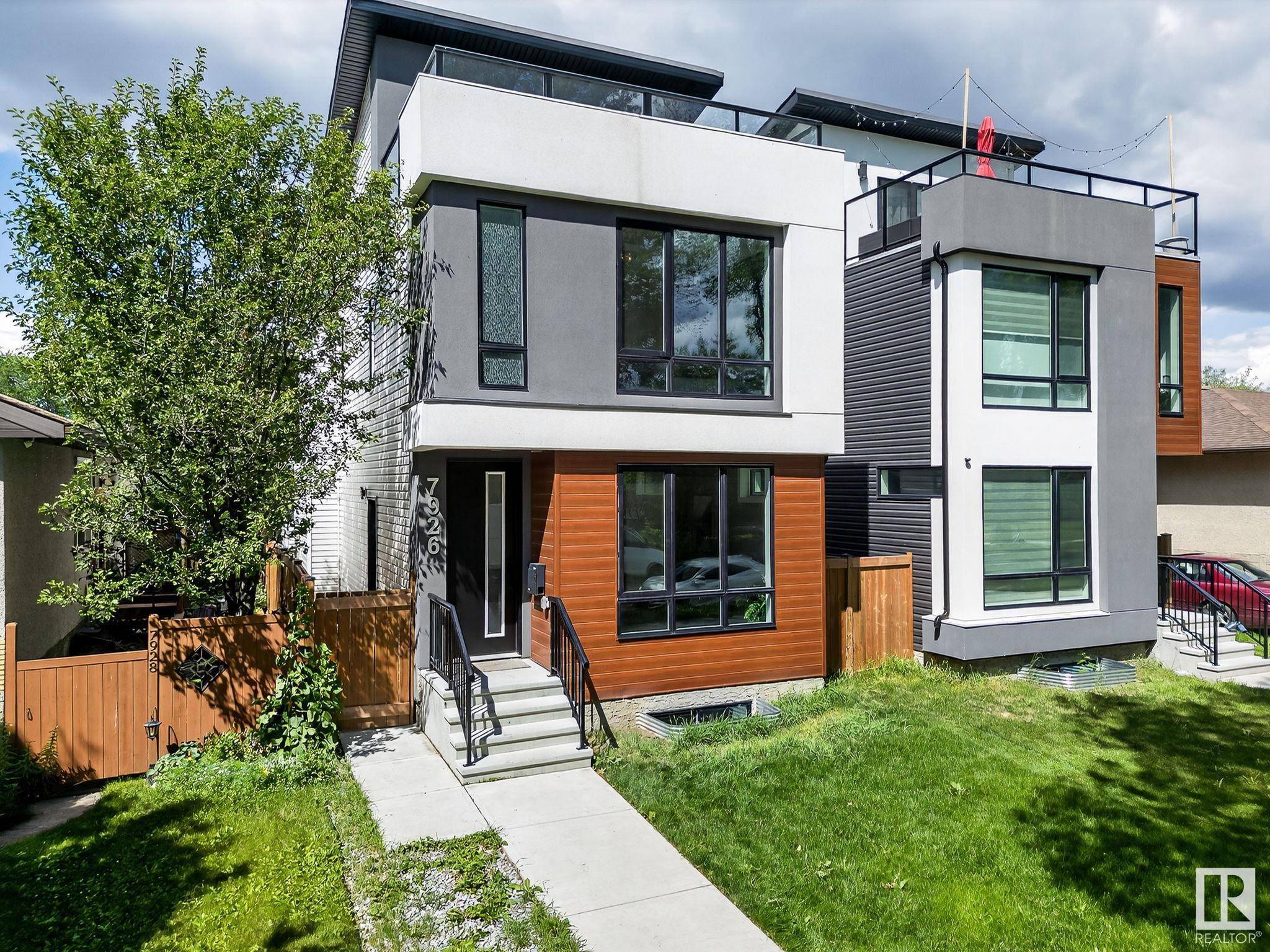 7926 84 AV NW, Edmonton, AB T6C 1C5