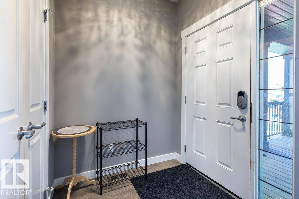 Edmonton, AB T5Y 0W8,17804 59 ST NW