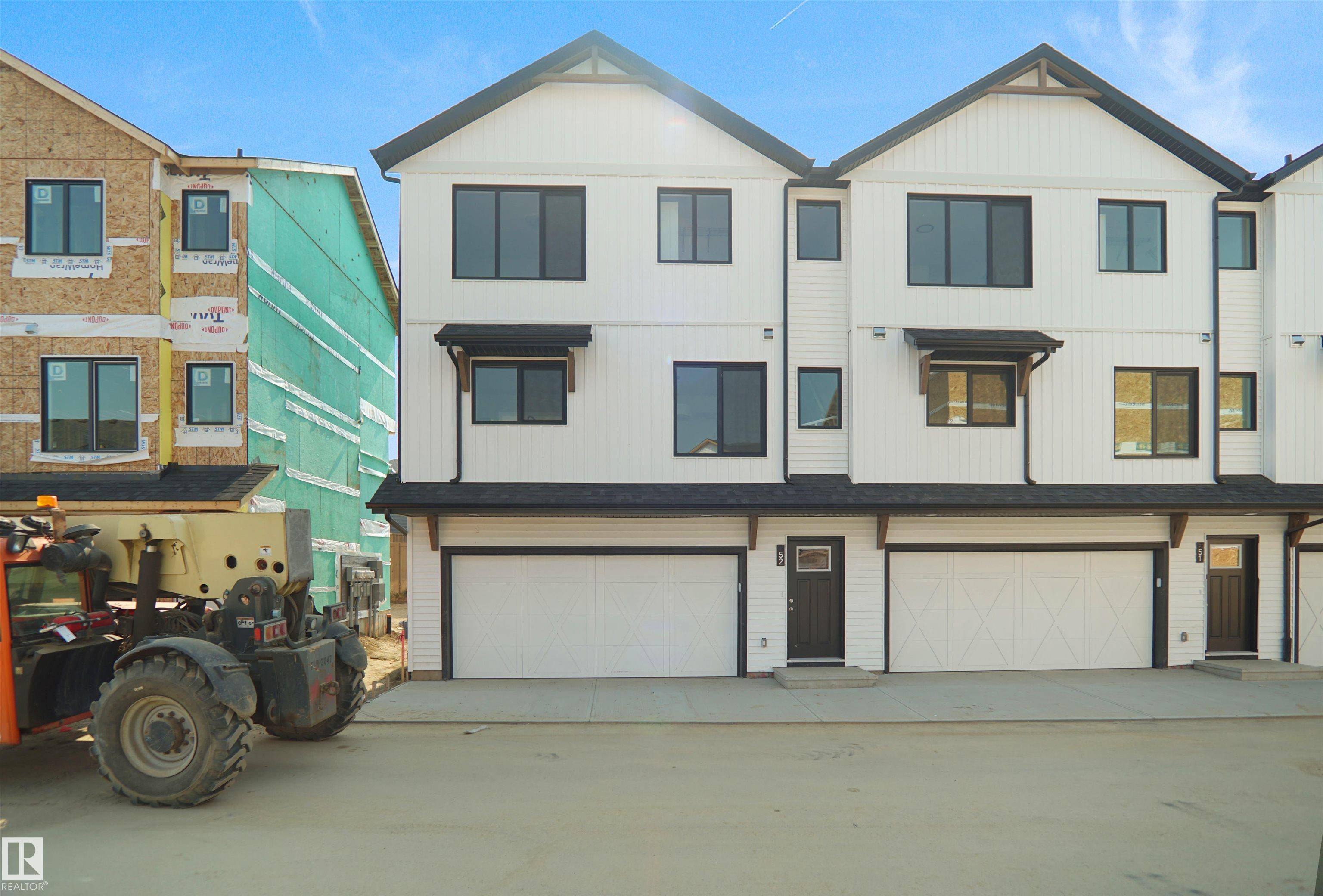 #45 525 Secord BV NW, Edmonton, AB T5T 7V3