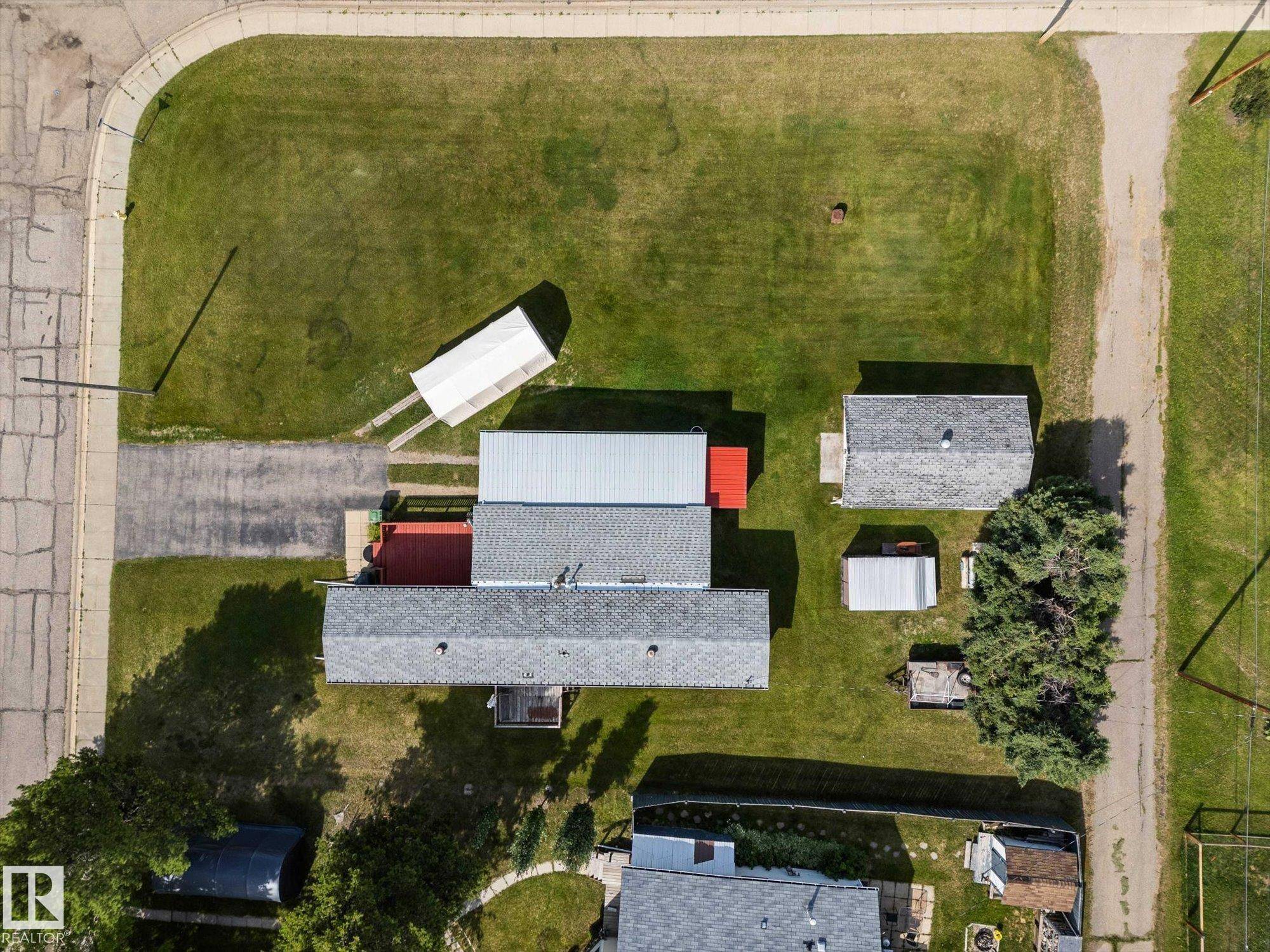 Wabamun, AB T0E 2K0,5240 53 AV