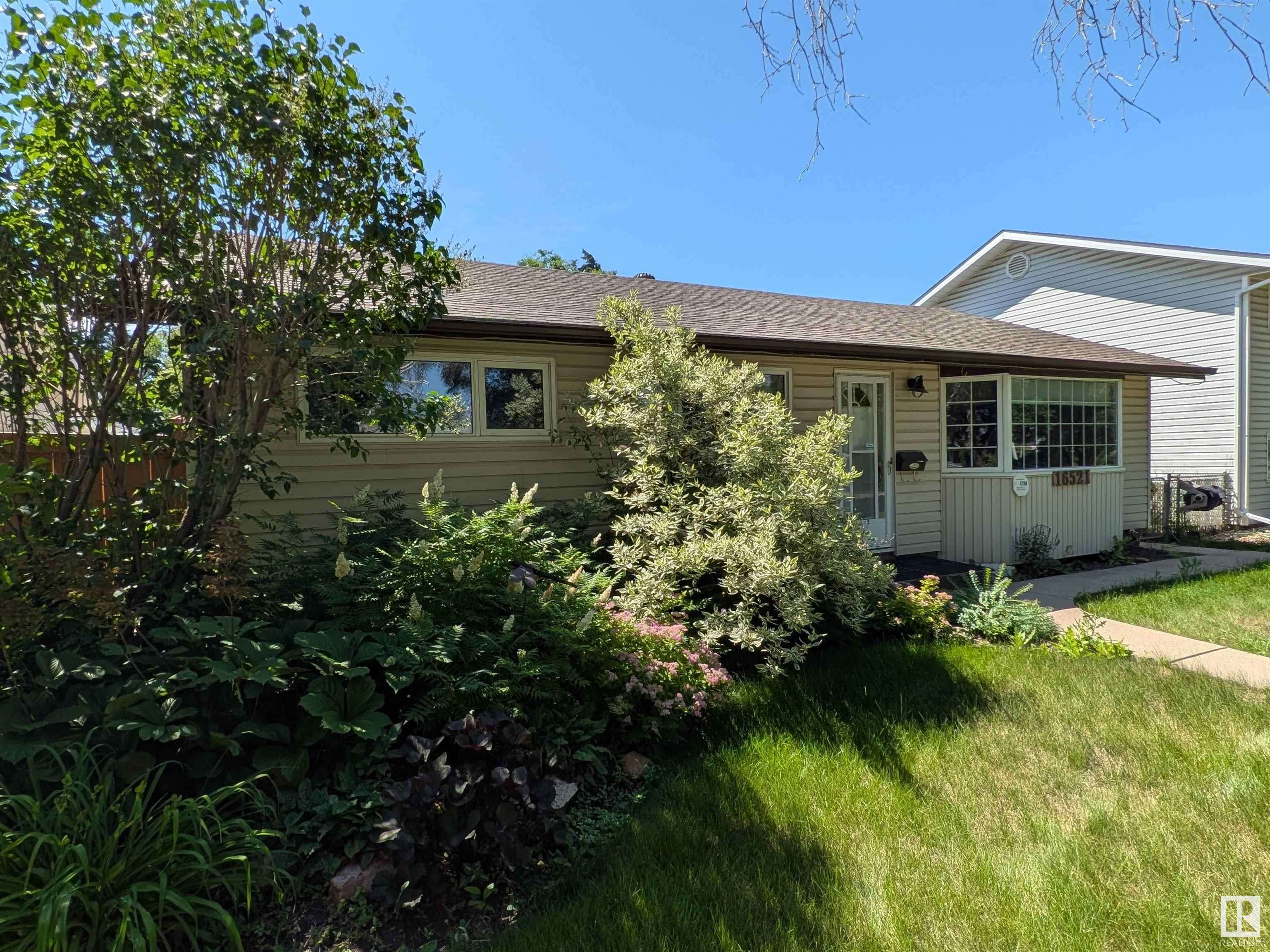 Edmonton, AB T5P 0X1,16521 106 AV NW