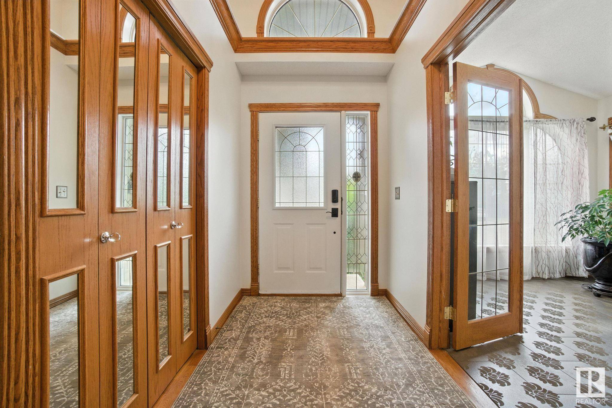 Sherwood Park, AB T8A 6E3,504 HIGHLAND DR