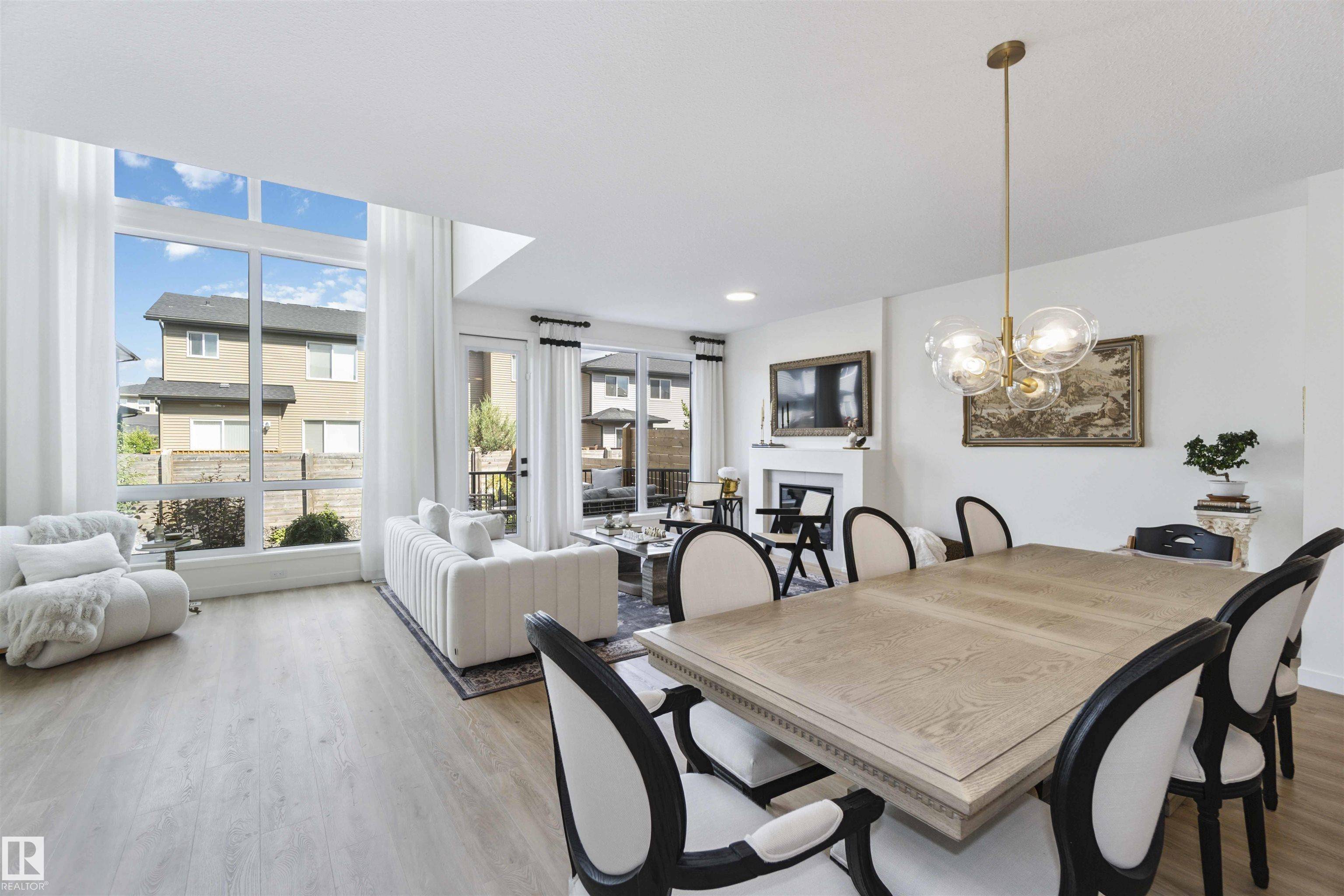 Edmonton, AB T6W 5B5,3233 KULAY WY SW