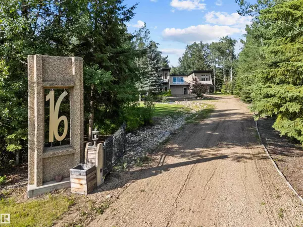 Rural Parkland County, AB T7Y 2T8,16 50410 RR 275