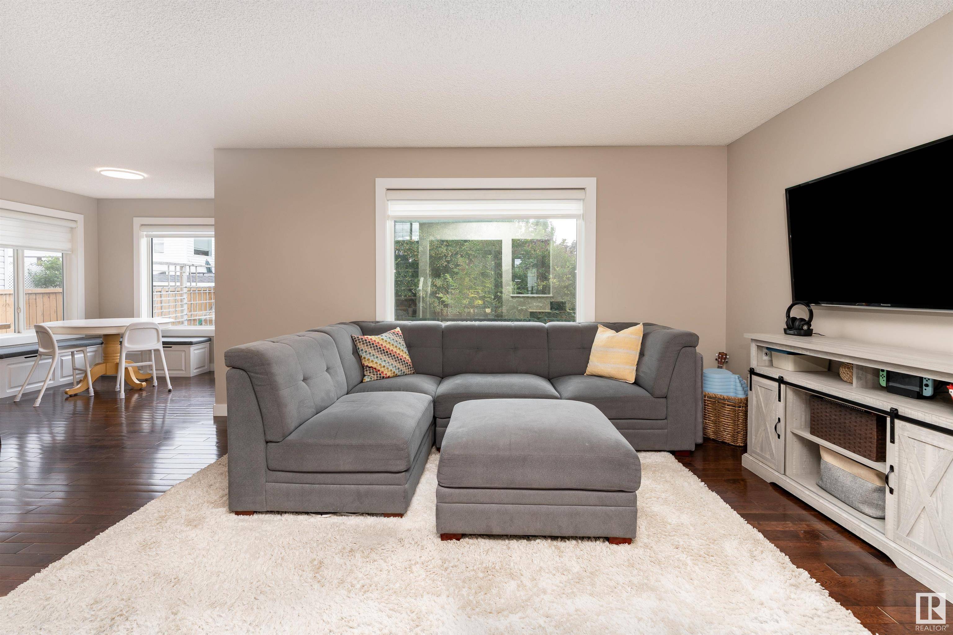 Sherwood Park, AB T8H 2K6,18 Cavan CR