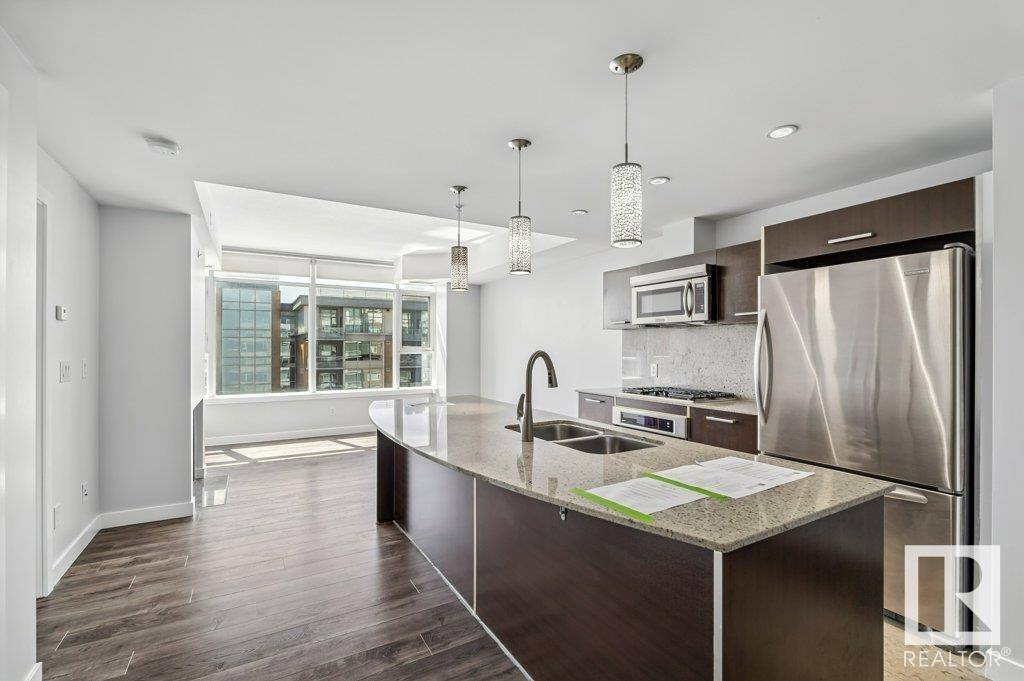 Edmonton, AB T6J 3S9,#609 2606 109 ST NW