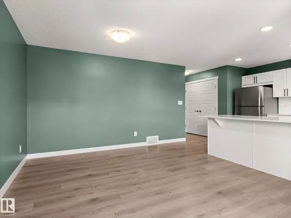 Edmonton, AB T6W 3X1,#98 1203 163 ST SW