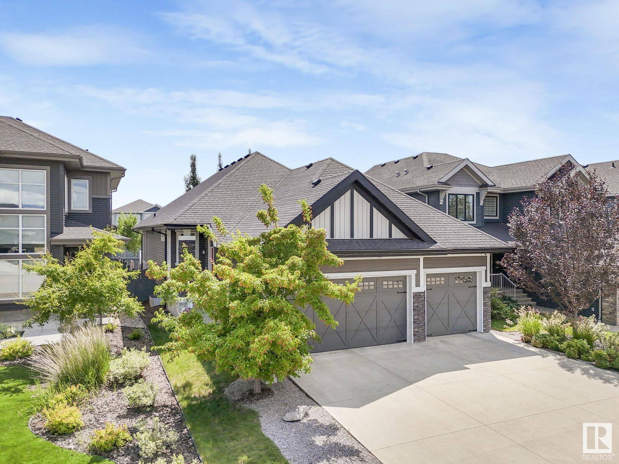 Edmonton, AB T5T 4V2,4207 GORESKY CL NW