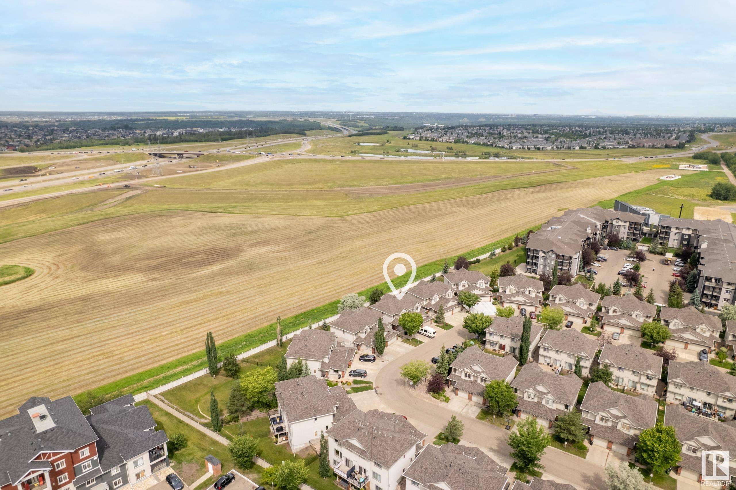 Edmonton, AB T6R 0C8,#35 1128 156 ST NW