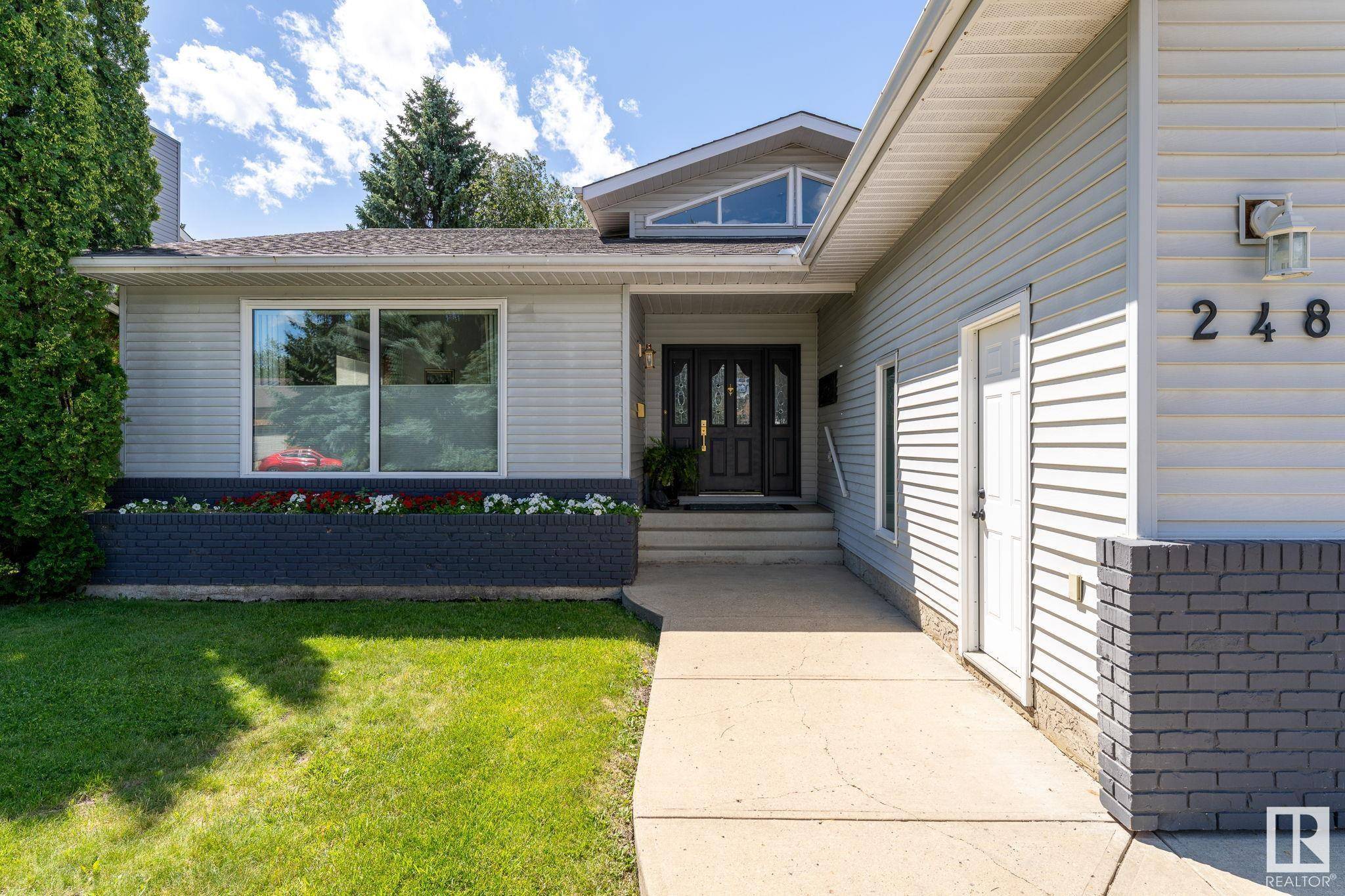 Edmonton, AB T5T 5M3,248 WAYGOOD RD NW