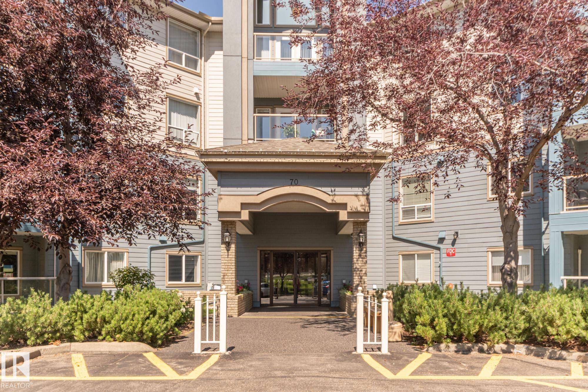 Sherwood Park, AB T8H 1W6,#203 70 Crystal LN