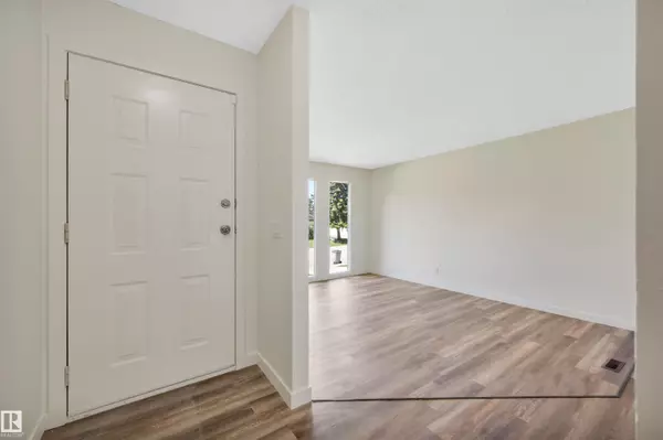 Beaumont, AB T4X 1B4,5317 56A ST