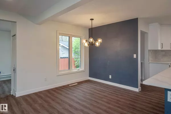 Edmonton, AB T5N 0B3,14622 95 AV NW