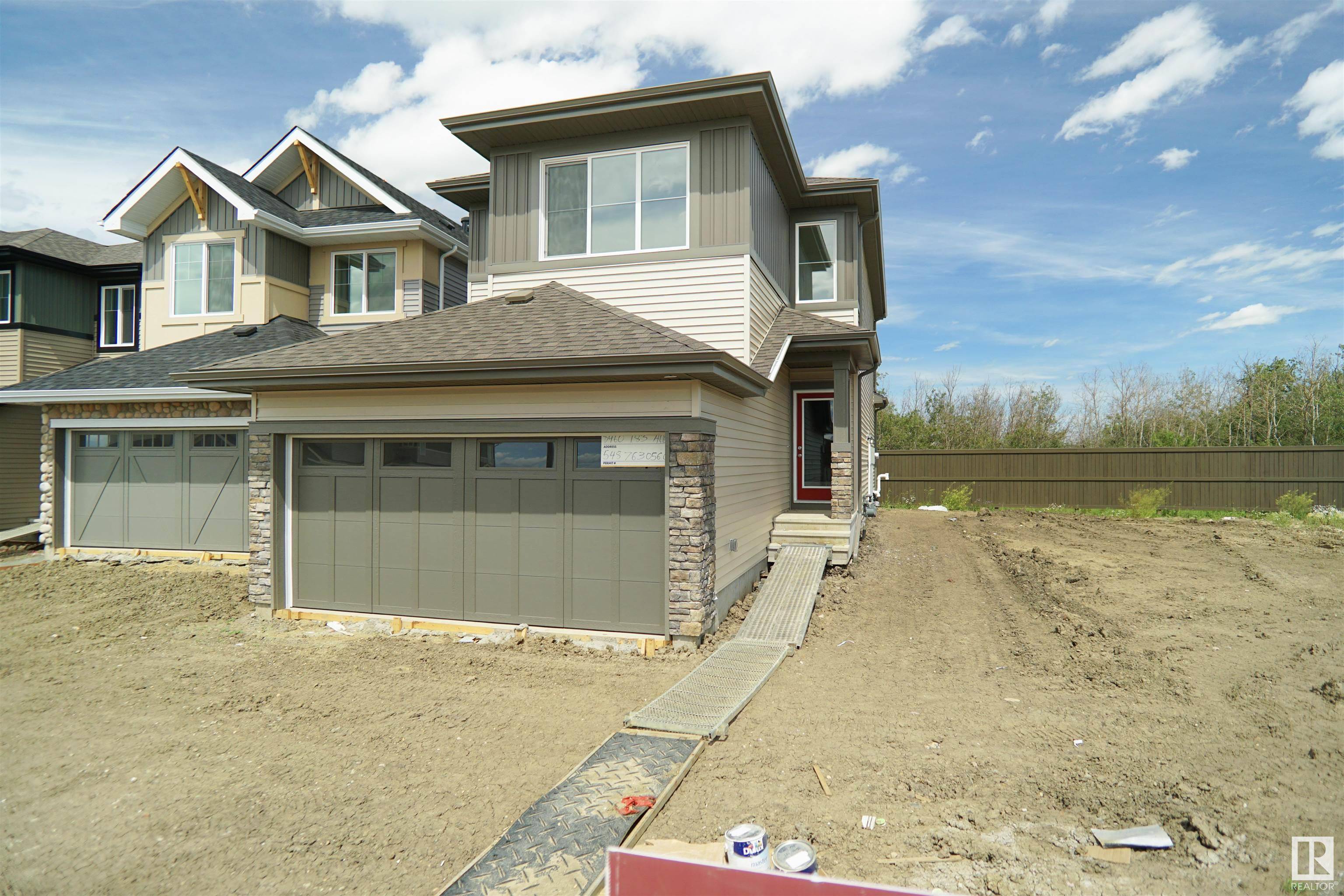 22924 82 AV NW, Edmonton, AB T5T 4N5