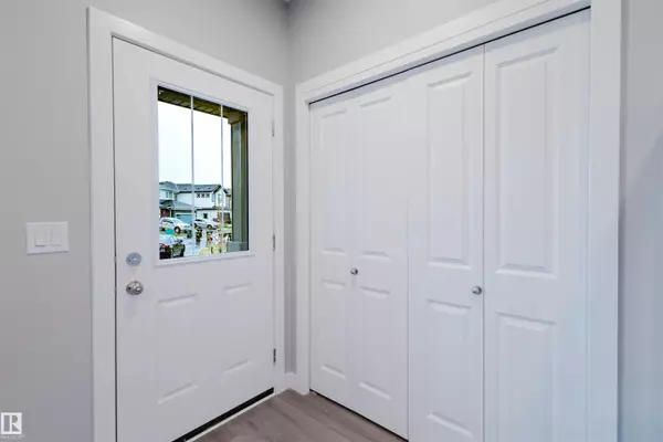 Spruce Grove, AB T7X 2W7,84 PENN PL