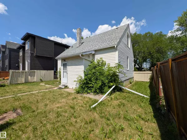 Edmonton, AB T6C 0W1,8315 81 AV NW