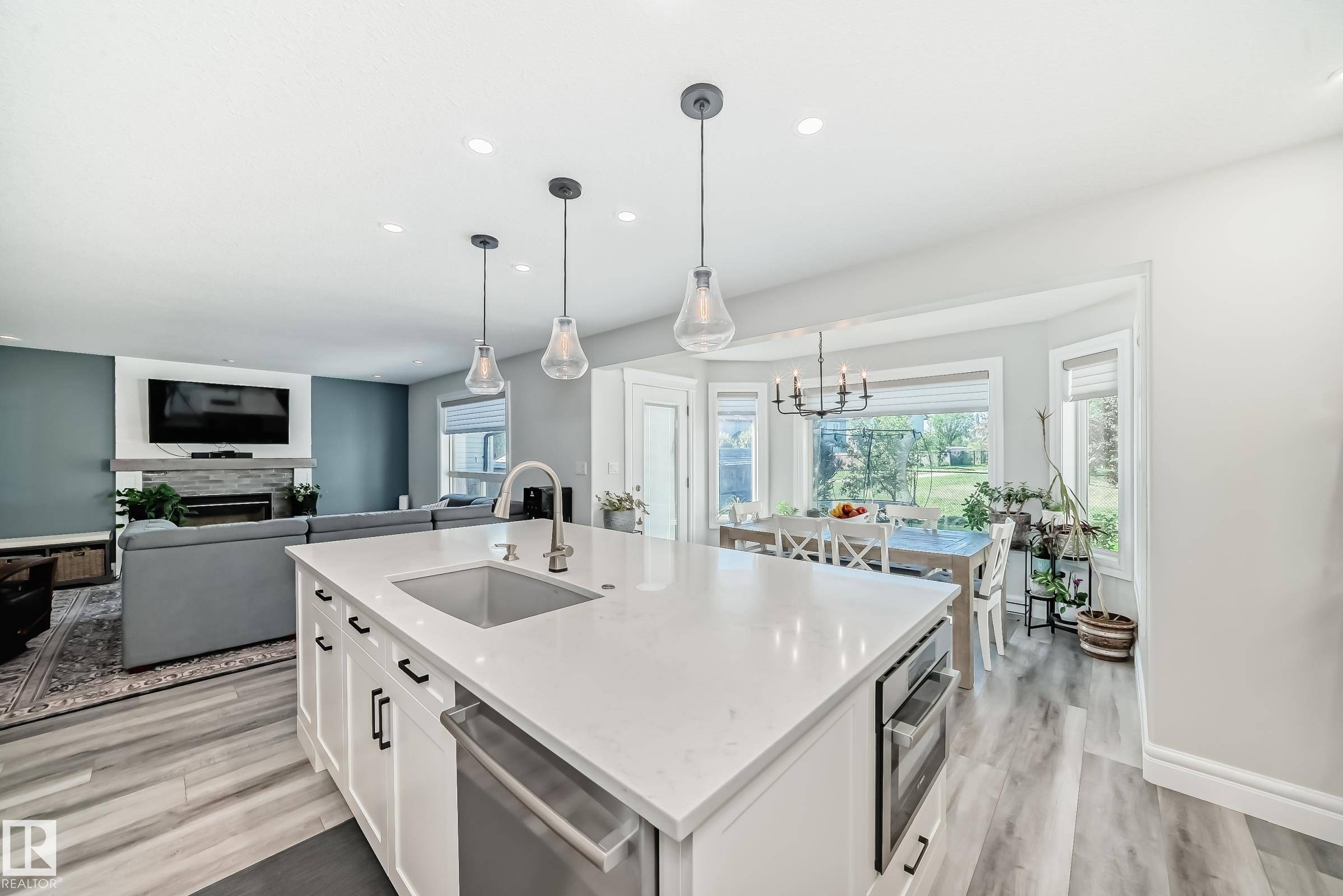 Sherwood Park, AB T8H 2W1,61 SUMMERCOURT TC