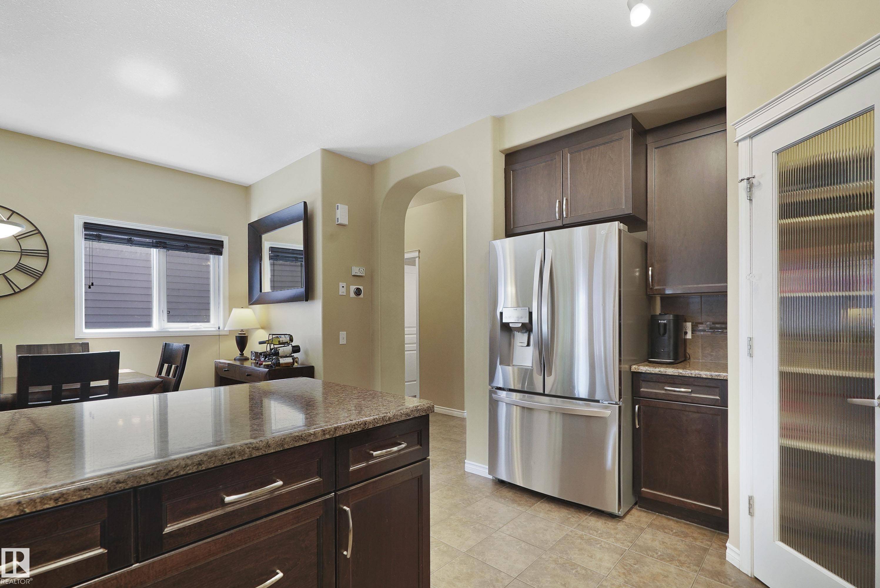 Edmonton, AB T6X 0V7,2035 74 ST SW