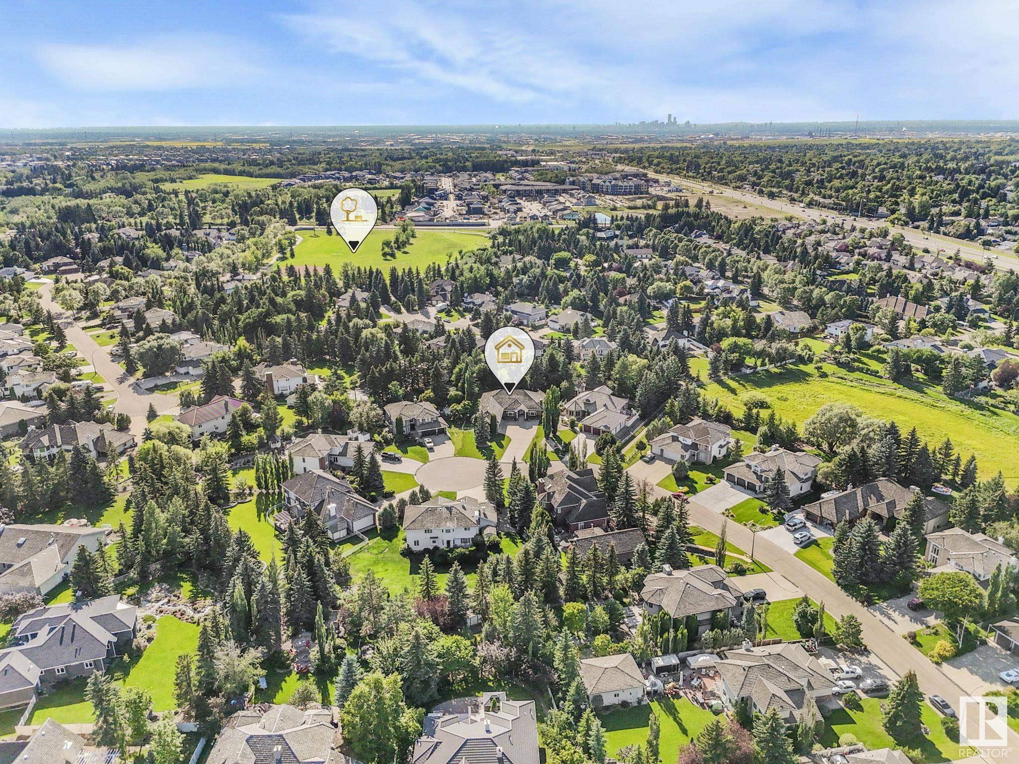 Sherwood Park, AB T8B 1L8,382 ESTATE DR