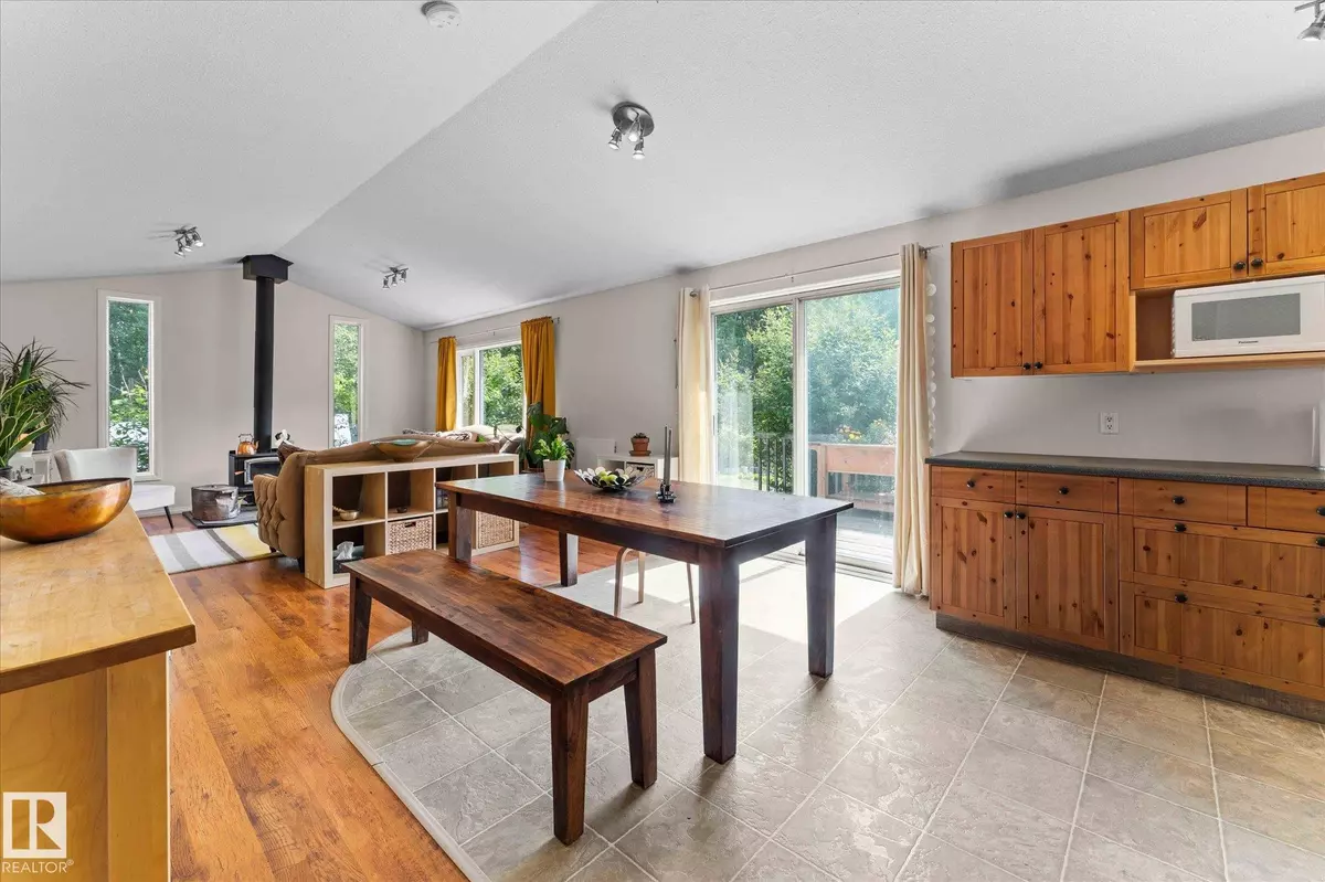 Rural Lac Ste. Anne County, AB T0E 1V2,#30 54228 RGE ROAD 12