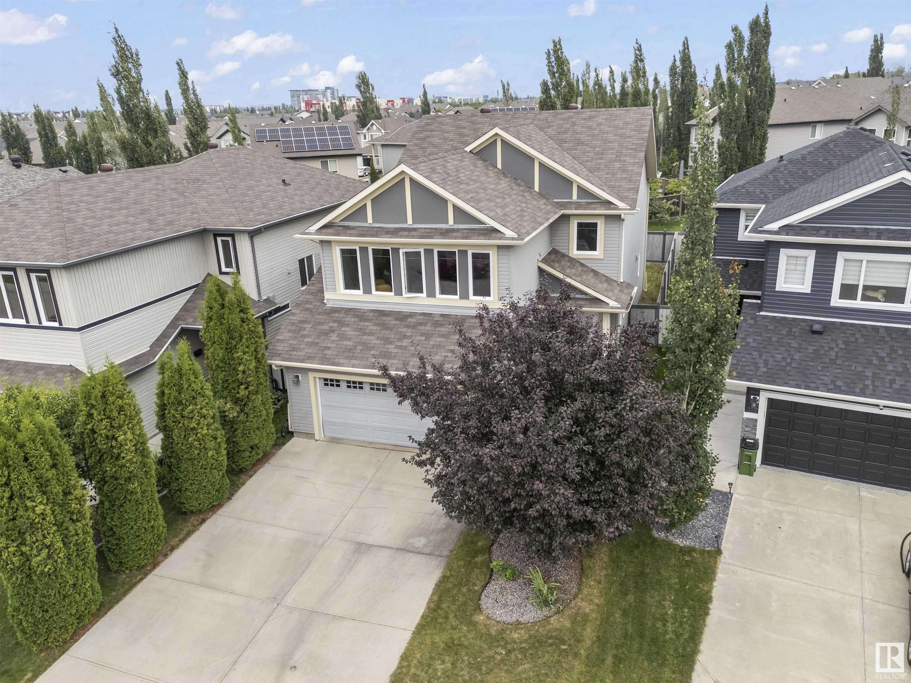 Edmonton, AB T6W 0M9,753 173B ST SW