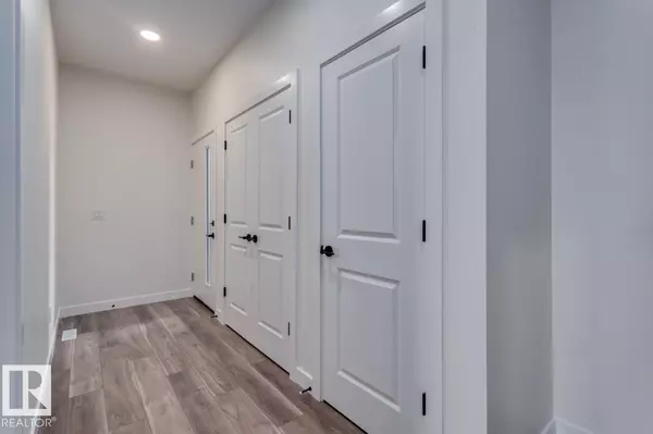 Edmonton, AB T5T 7X2,8821 223A AV NW