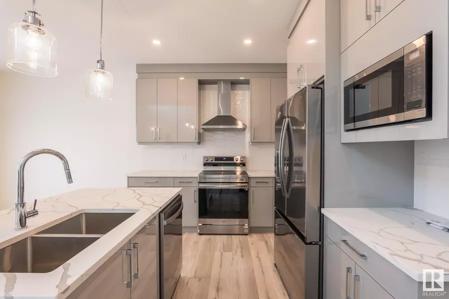 60 Hemingway CR, Spruce Grove, AB T7X 2L6