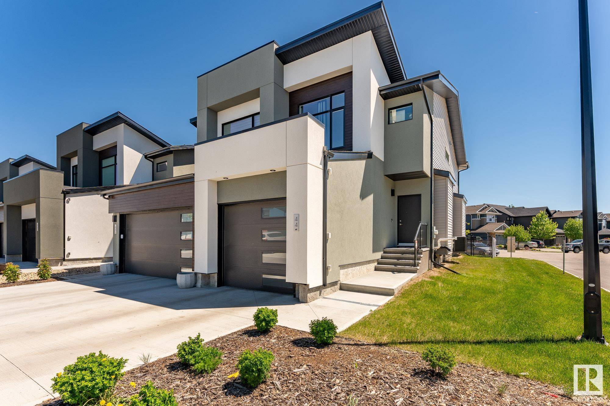 #44 50 EDINBURGH CRT, St. Albert, AB T8N 7X5