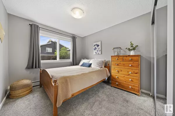 Edmonton, AB T6W 0R1,#102 394 WINDERMERE RD NW