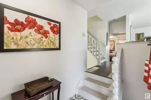 Edmonton, AB T5T 3E5,9818 185 ST NW