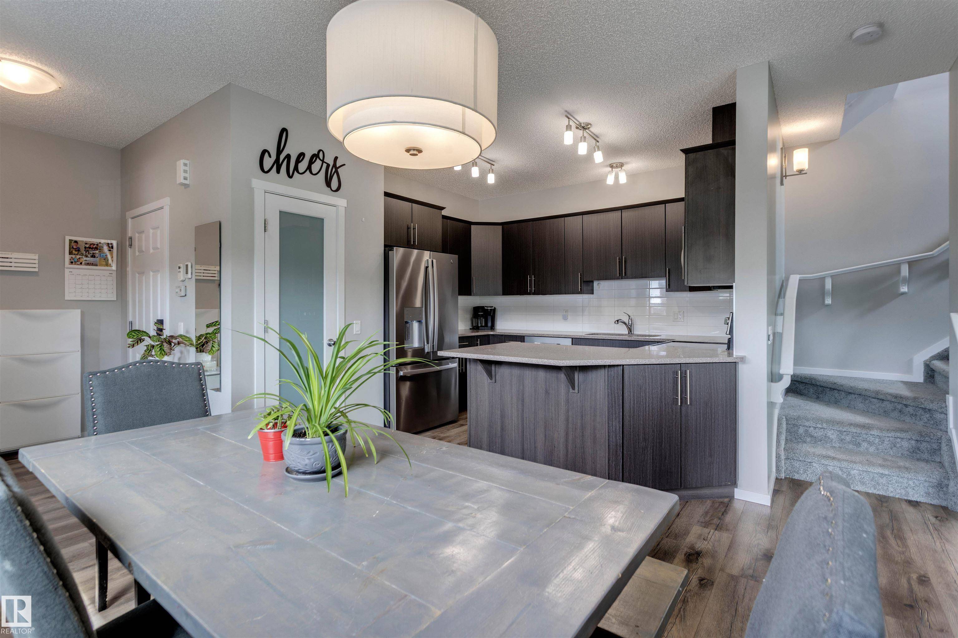 Sherwood Park, AB T8H 0Z1,206 ABERDEEN CR