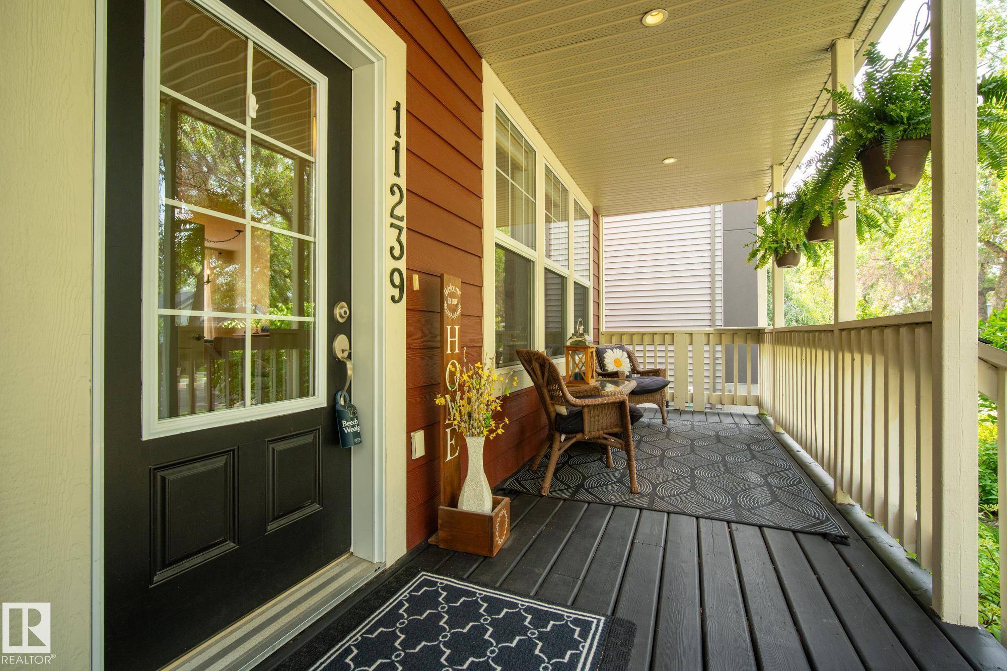 Edmonton, AB T5B 1K9,11239 67 ST NW