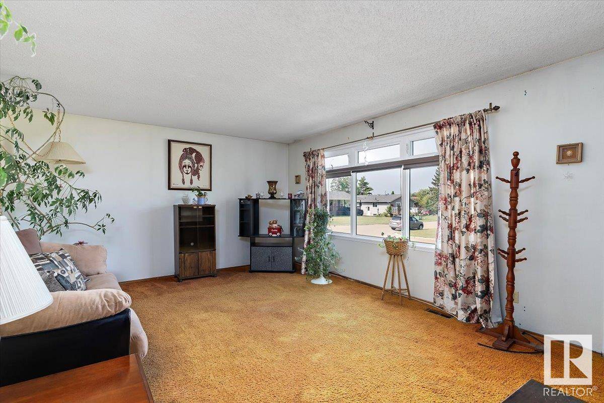 Tofield, AB T0B 4J0,36 BEAVERHILL DR