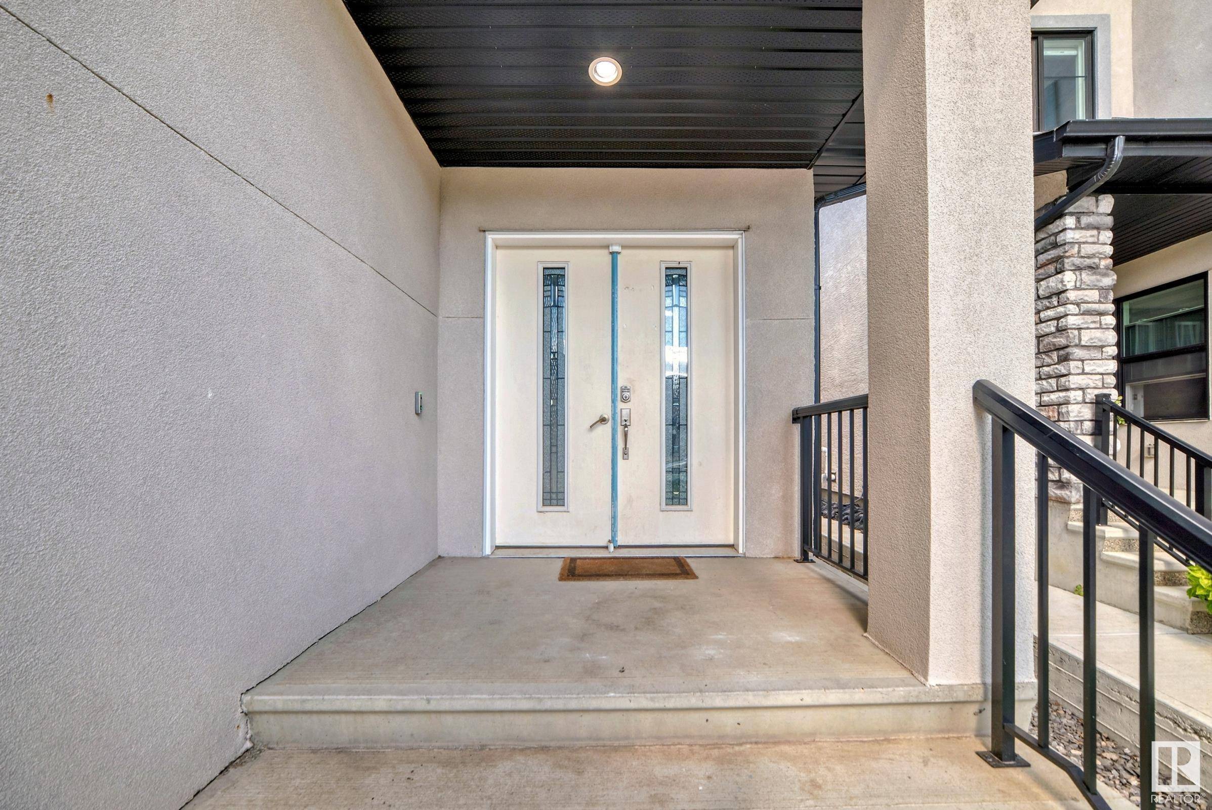 Edmonton, AB T5Y 2V9,17014 62 ST NW