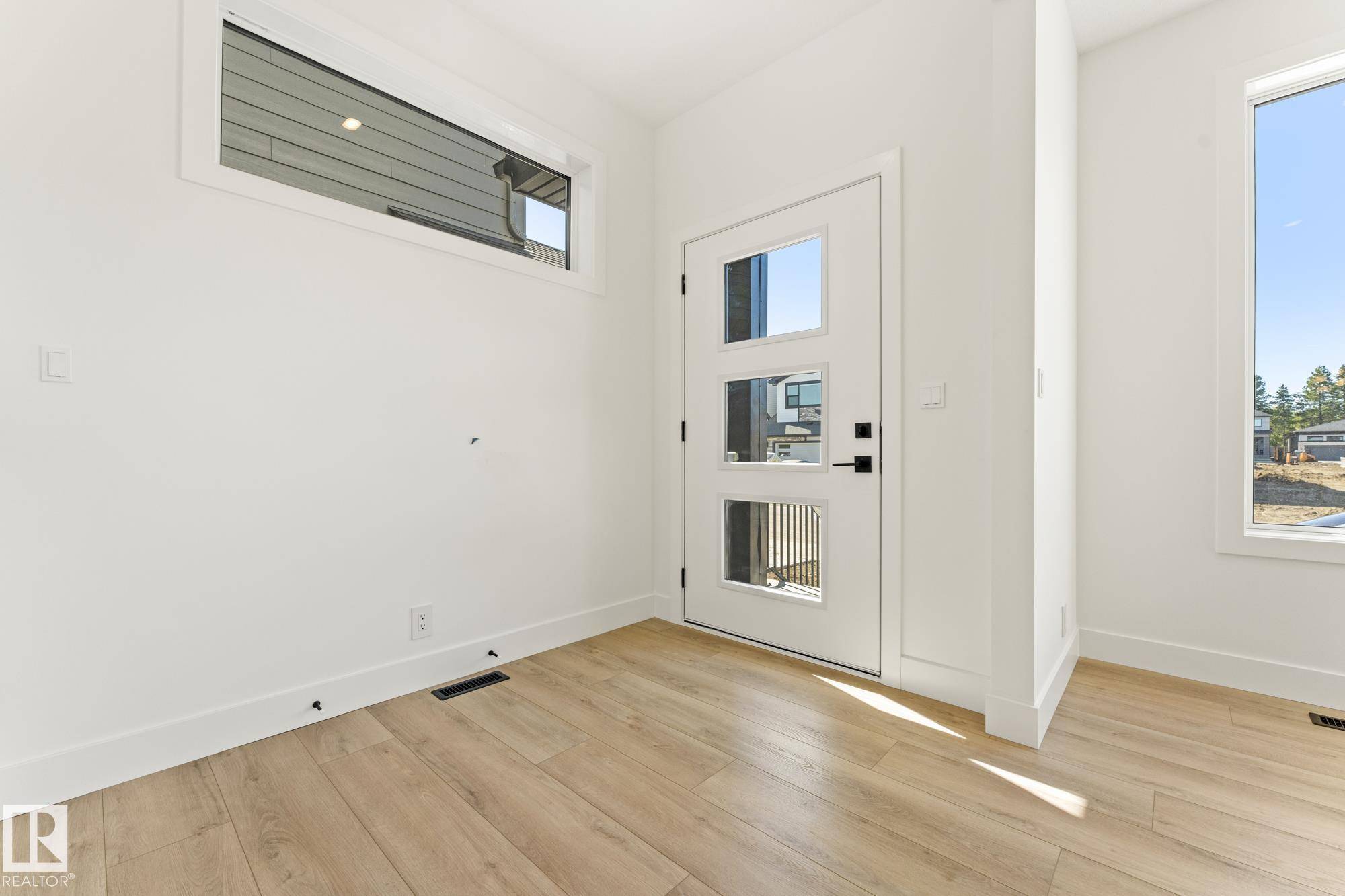 Sherwood Park, AB T8B 0E8,103 Newbury Ci