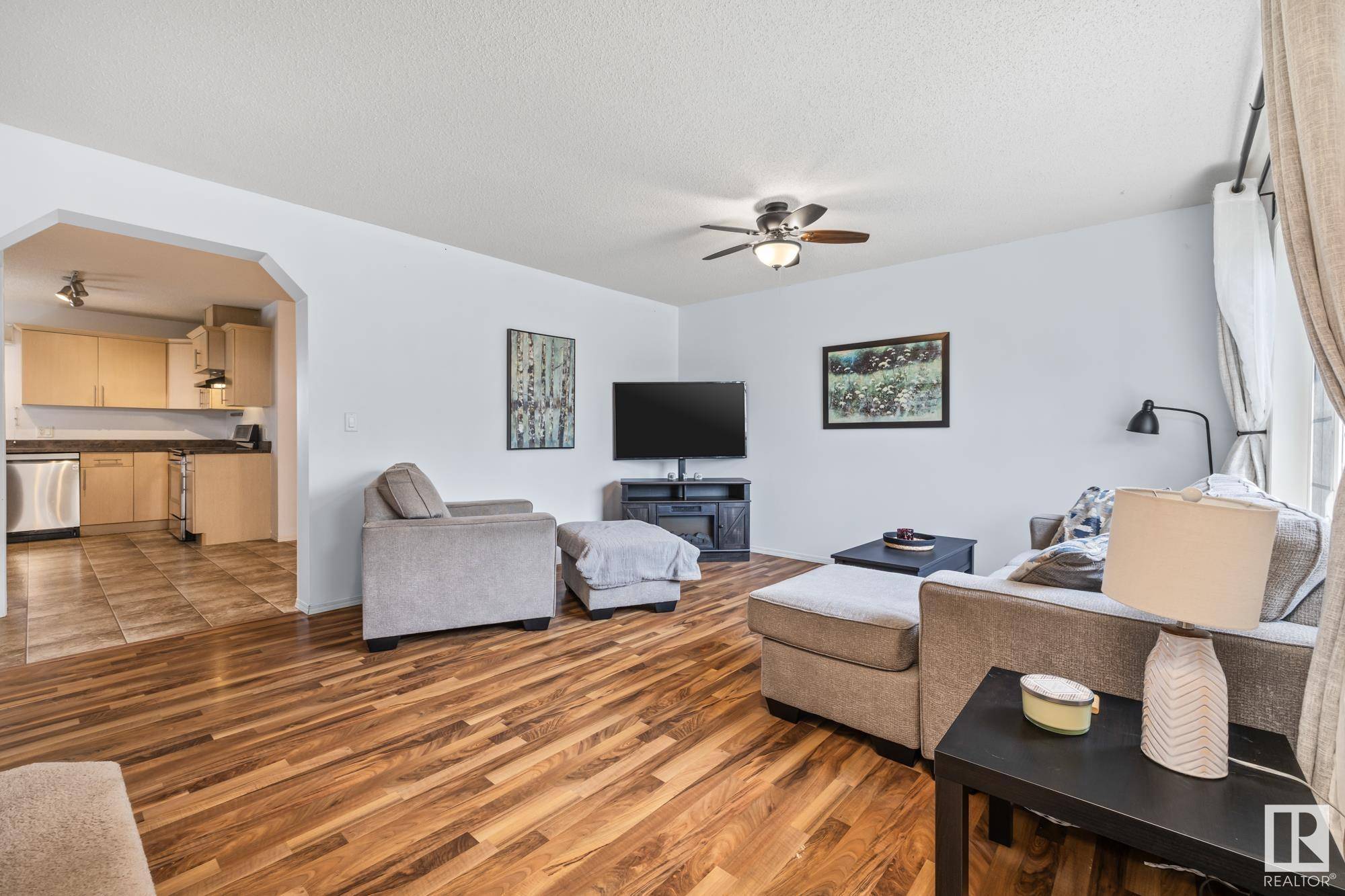 Leduc, AB T9E 0L0,278 AVENA CI