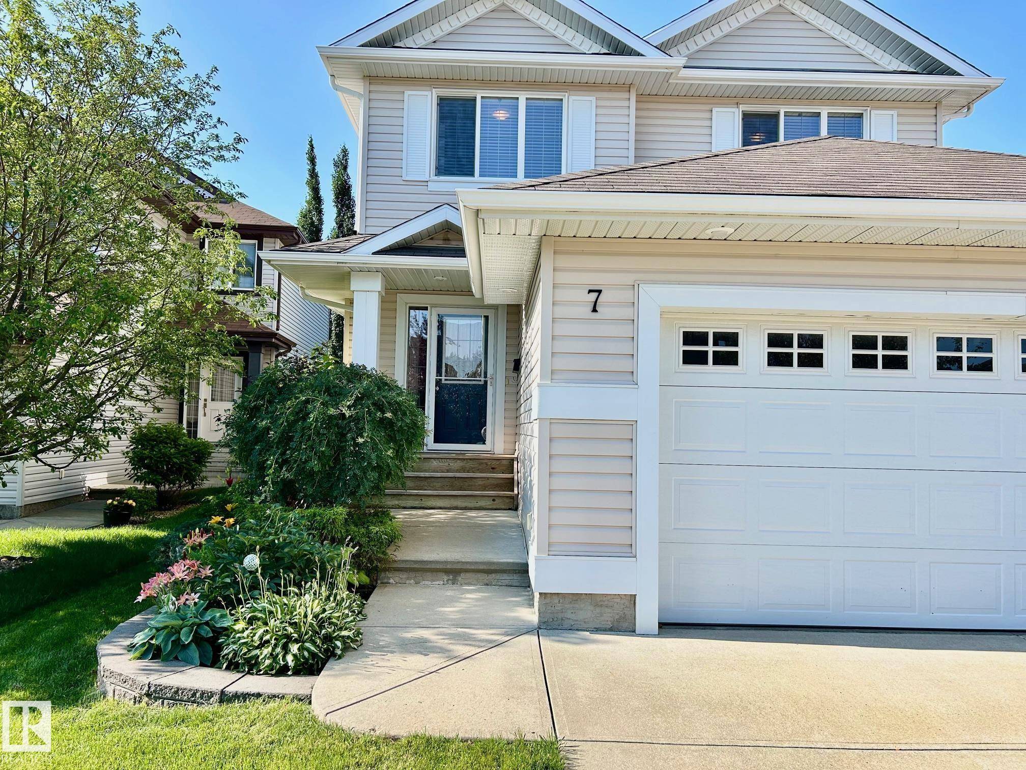 7 BAIE Madelene, Beaumont, AB T4X 0E8