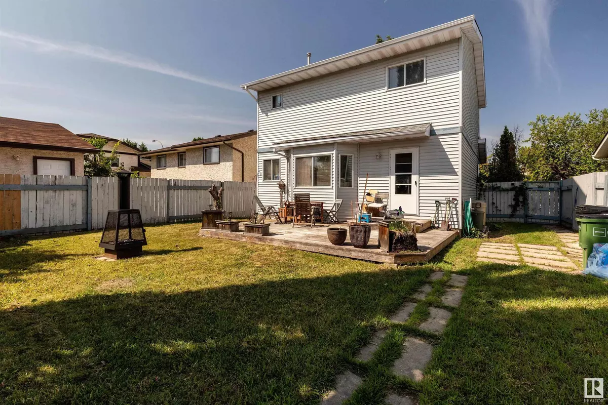Edmonton, AB T5T 5G7,7311 189 ST NW