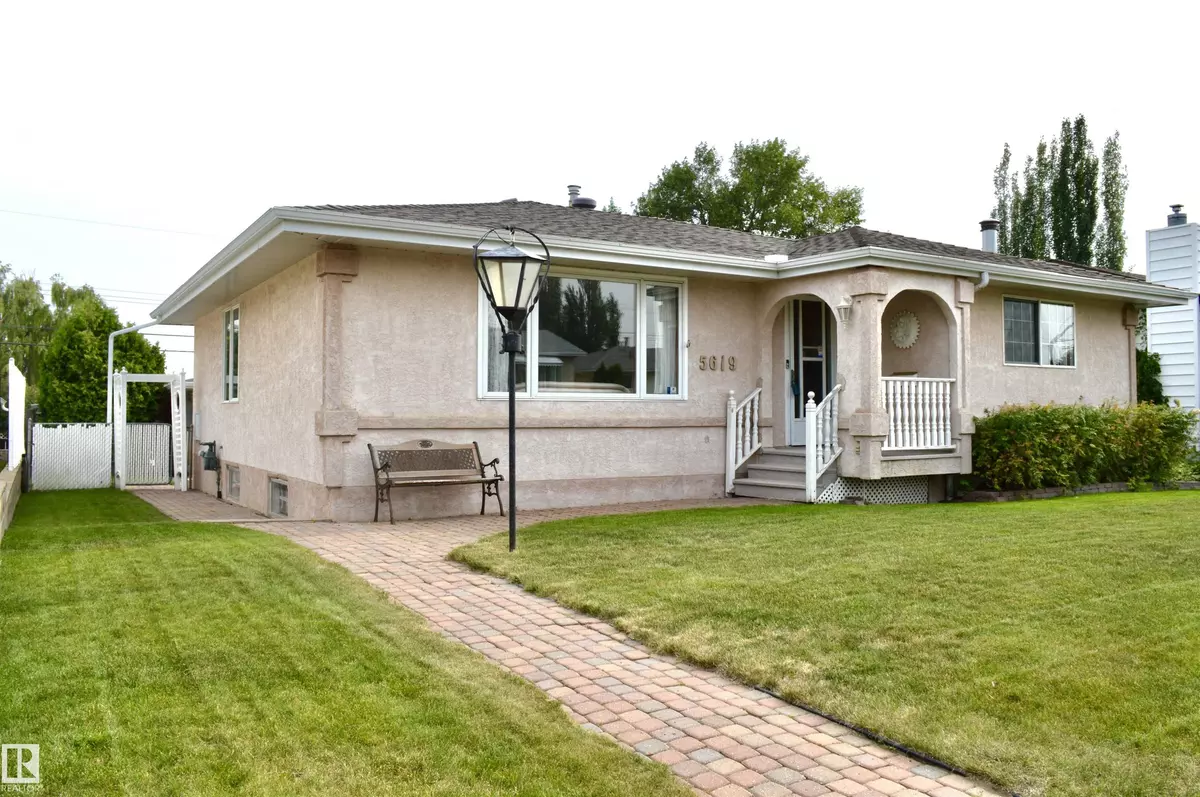 Edmonton, AB T5A 1H4,5619 140A AV NW