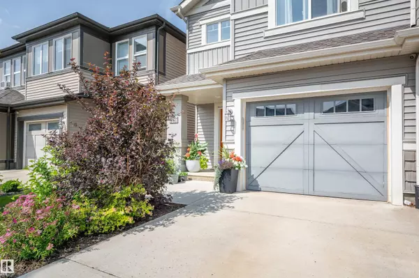 Edmonton, AB T6W 3W1,2092 PRICE LANDING LD SW