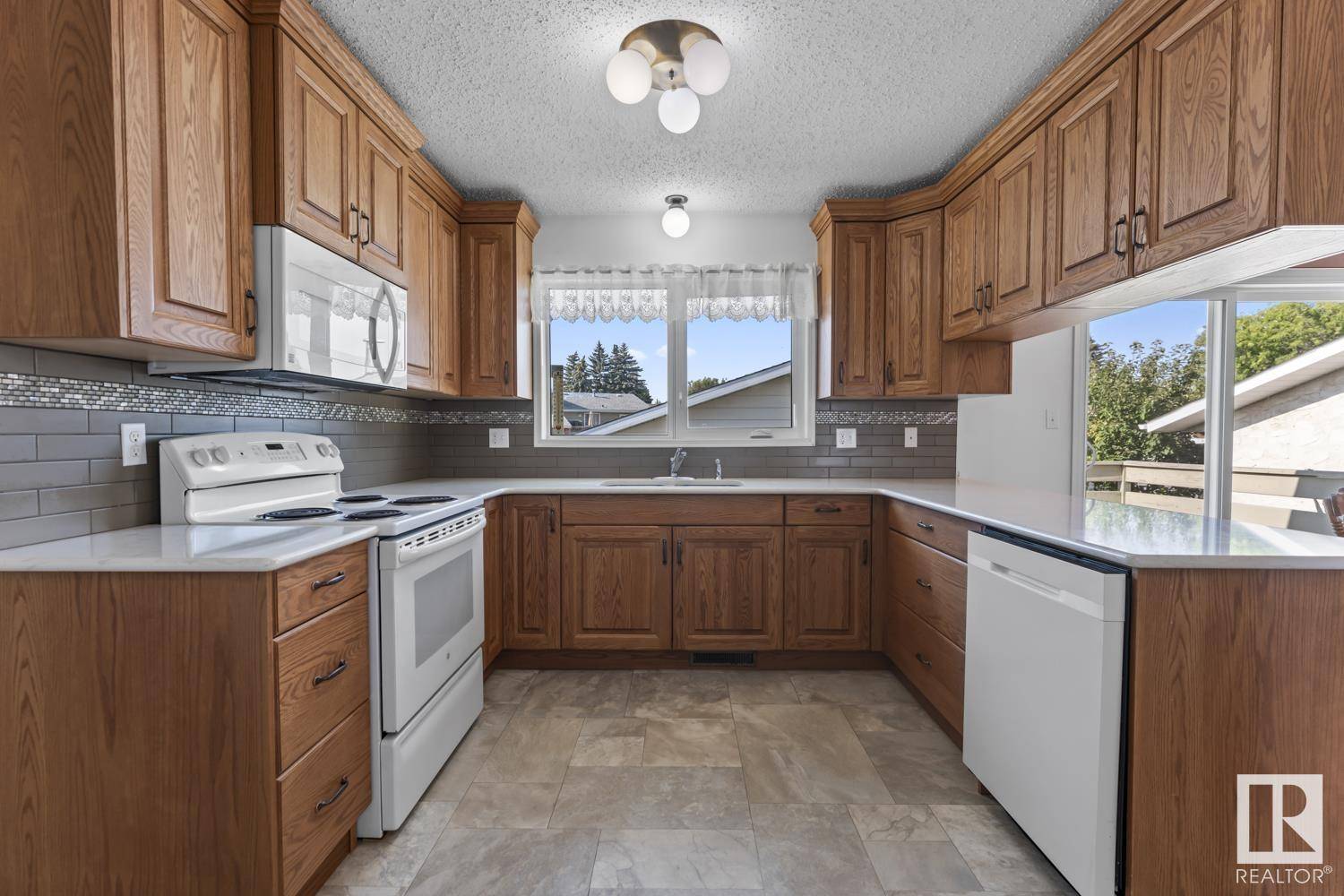 Bonnyville Town, AB T9N 1P9,4709 Lakeshore Dr