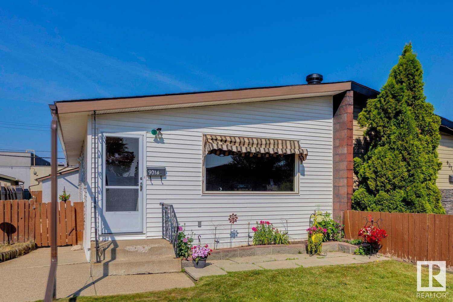 Edmonton, AB T6B 1M8,9014 60 ST NW NW