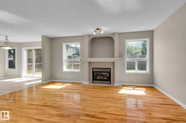 Beaumont, AB T4X 1V9,130 CHAMPLAIN PL