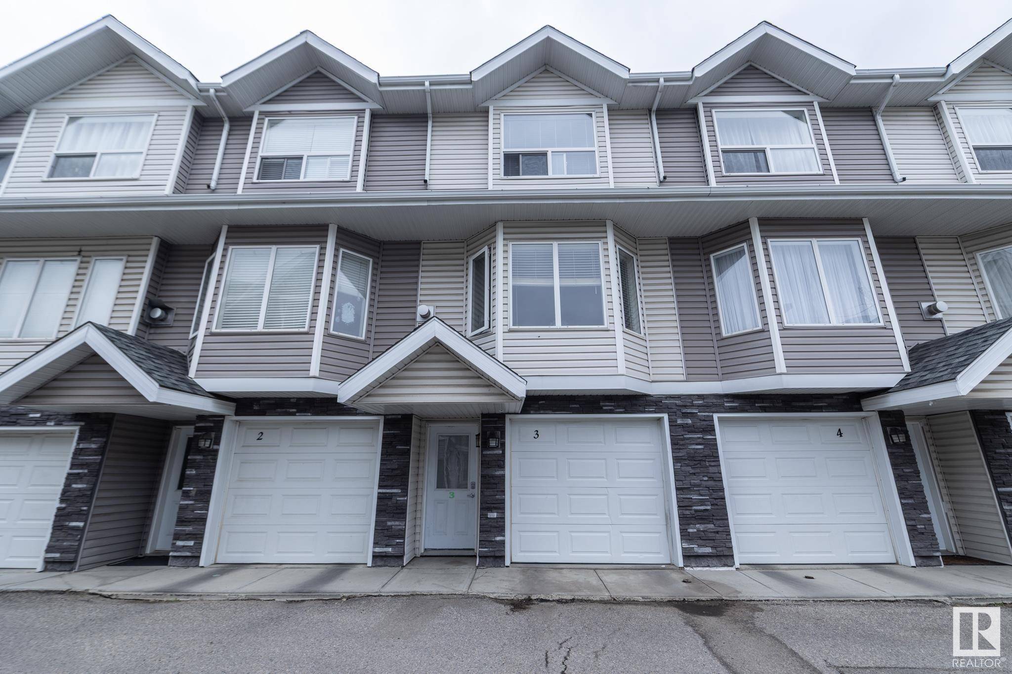 #3 13215 153 AV NW, Edmonton, AB T6V 0B6