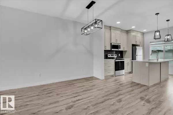 Edmonton, AB T6W 1A6,9480 COLAK LN SW