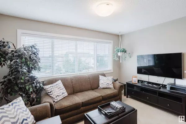 4724 67 ST, Beaumont, AB T4X 1Y5