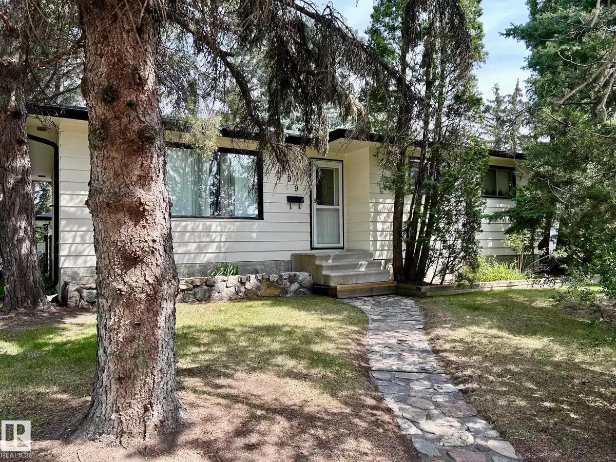 Sherwood Park, AB T8A 1V4,899 ALDER AV