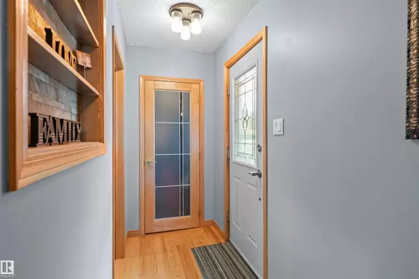 Edmonton, AB T5N 2G2,10616 136 ST NW