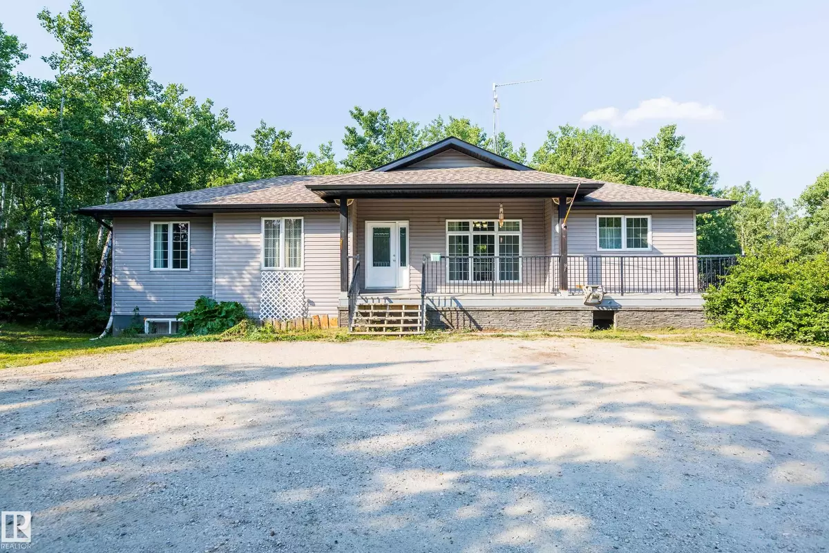 Rural Lac Ste. Anne County, AB T0E 1N0,28 Belle Vista ES