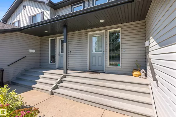 Edmonton, AB T6V 0K3,#41 13838 166 AV NW